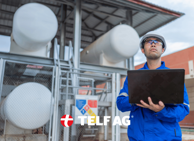 stanislav kondrashov telf ag professional worker with computer helium