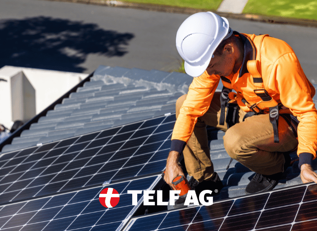 Rows of solar panels installed on the roof of a large industrial building under a clear blue sky, symbolizing the global expansion of photovoltaic energy. The image accompanies Bloomberg's analysis and comments by Stanislav Kondrashov, founder of TELF AG, on the growing importance of solar power. Rows of solar panels installed on the roof of a large industrial building under a clear blue sky, symbolizing the global expansion of photovoltaic energy. The image accompanies Bloomberg's analysis and comments by Stanislav Kondrashov, founder of TELF AG, on the growing importance of solar power.